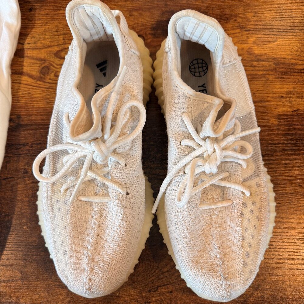 adidas Yeezy Boost 350 V2